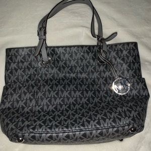 Michael Kors Tote